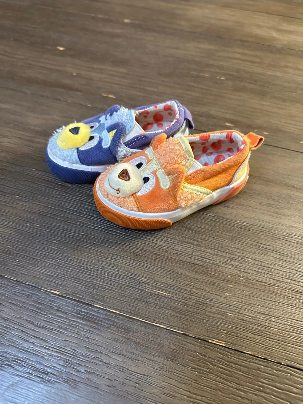 Sz 5 Toddler Bluey & Bingo Fleece Slip On shoes